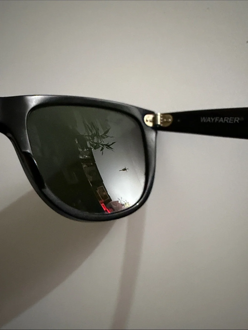 Ray-Ban RB2140 Black Sunglasses with Black Case 54-18-140
